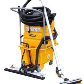 Vacuum Cleaners & Floor Care Equipment